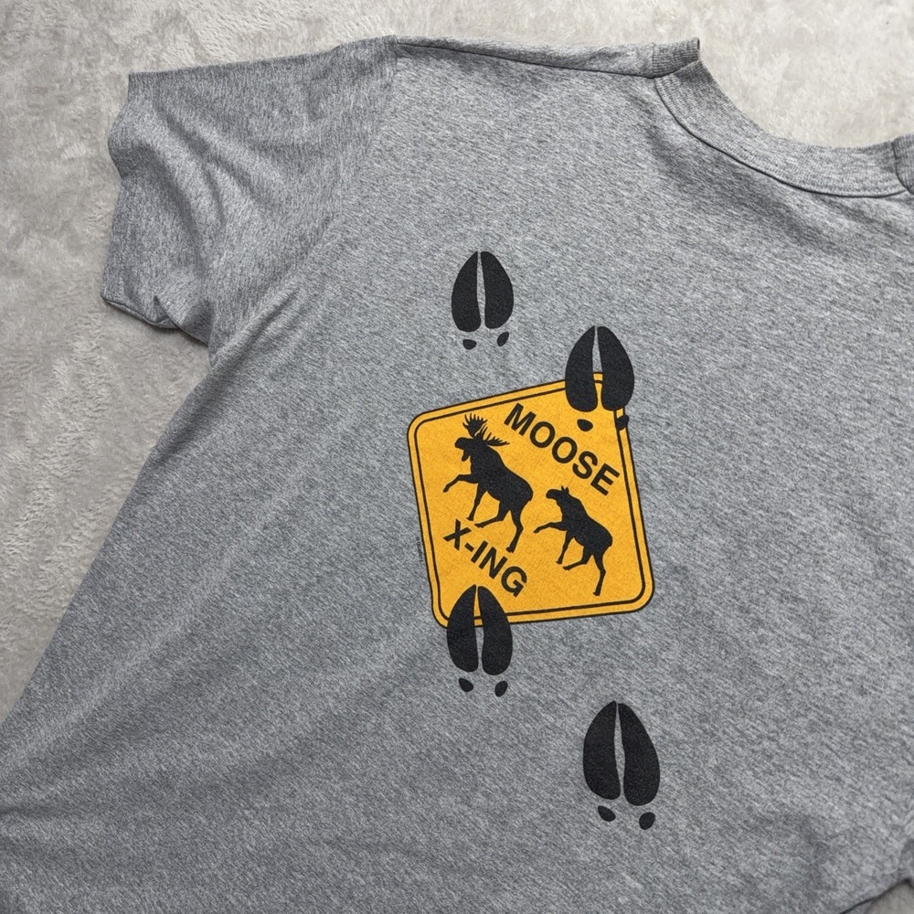 Vintage Moose Crossing Shirt Large Gray Canada Winnipeg Graphic Animal Tee 90s - Picture 8 of 13